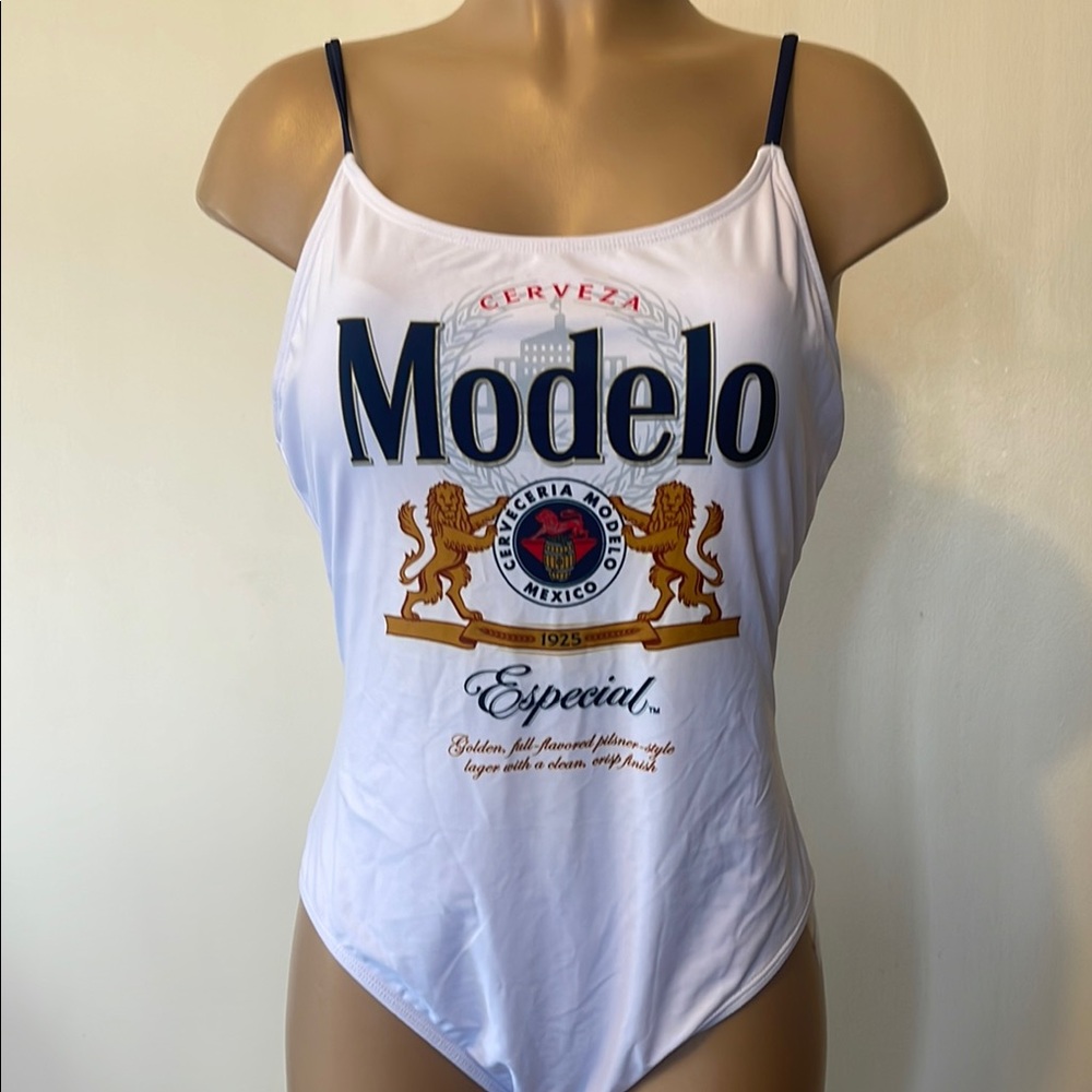 Modelo Especial White Logo One-Piece Swimsuit
